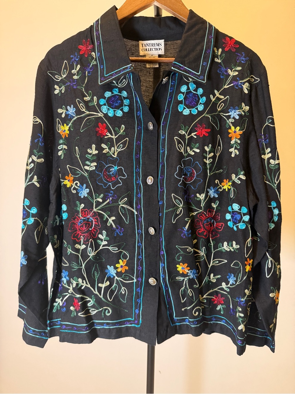 VTG Tantrums Collection Embroidered Black Silk Blend Floral Jacket Shacket | M